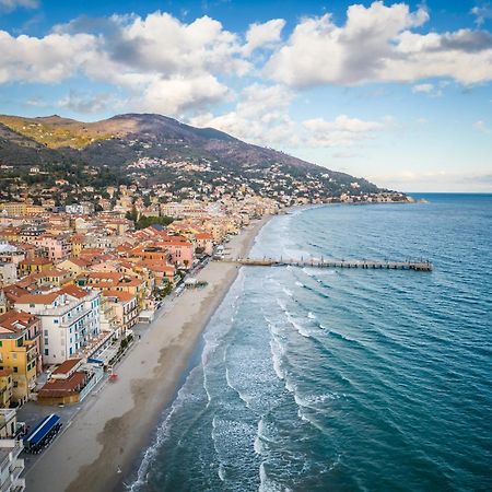 Le Terrazze Aparthotel Alassio Buitenkant foto