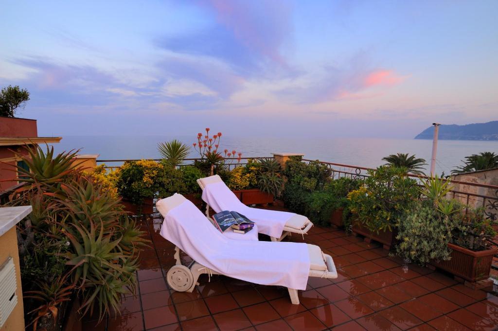 Le Terrazze Aparthotel Alassio Buitenkant foto