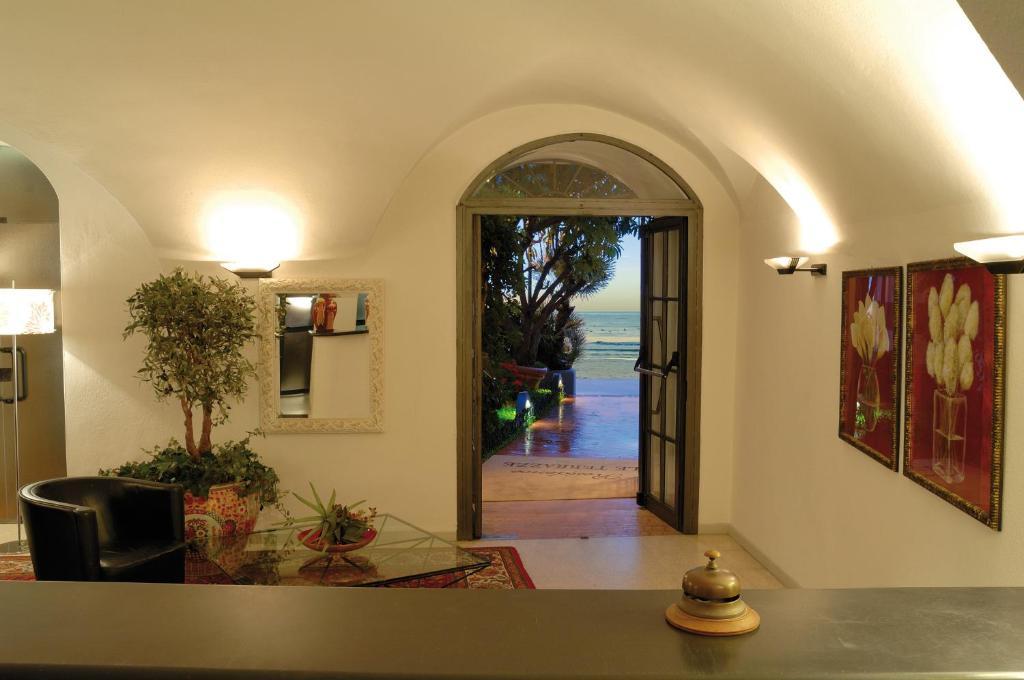 Le Terrazze Aparthotel Alassio Buitenkant foto